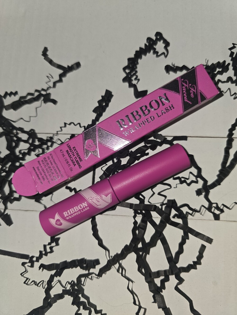 Too Faced Ribbon Wrapped Lash Extreme Length Tubing Mascara in Black